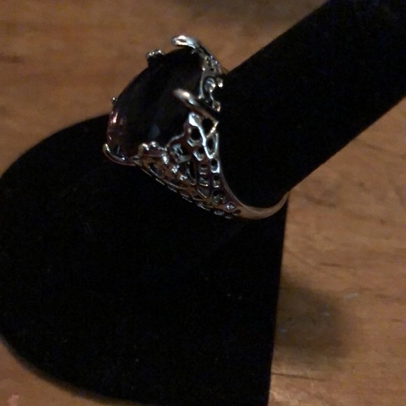 Alexandrite ring set in silver. Size 7 NWOT - Picture 2 of 2